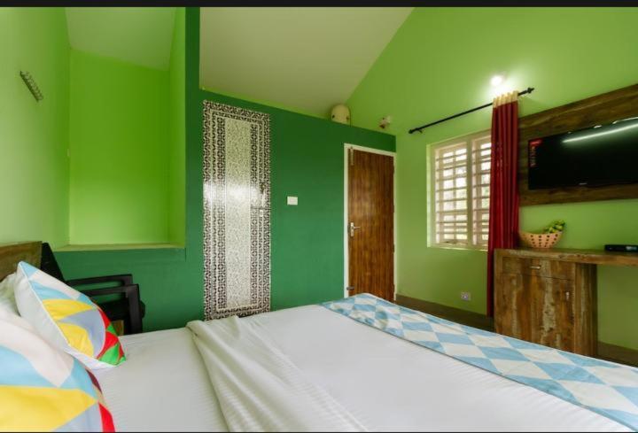 Letstay Vythiri Hill Palace Eksteriør bilde
