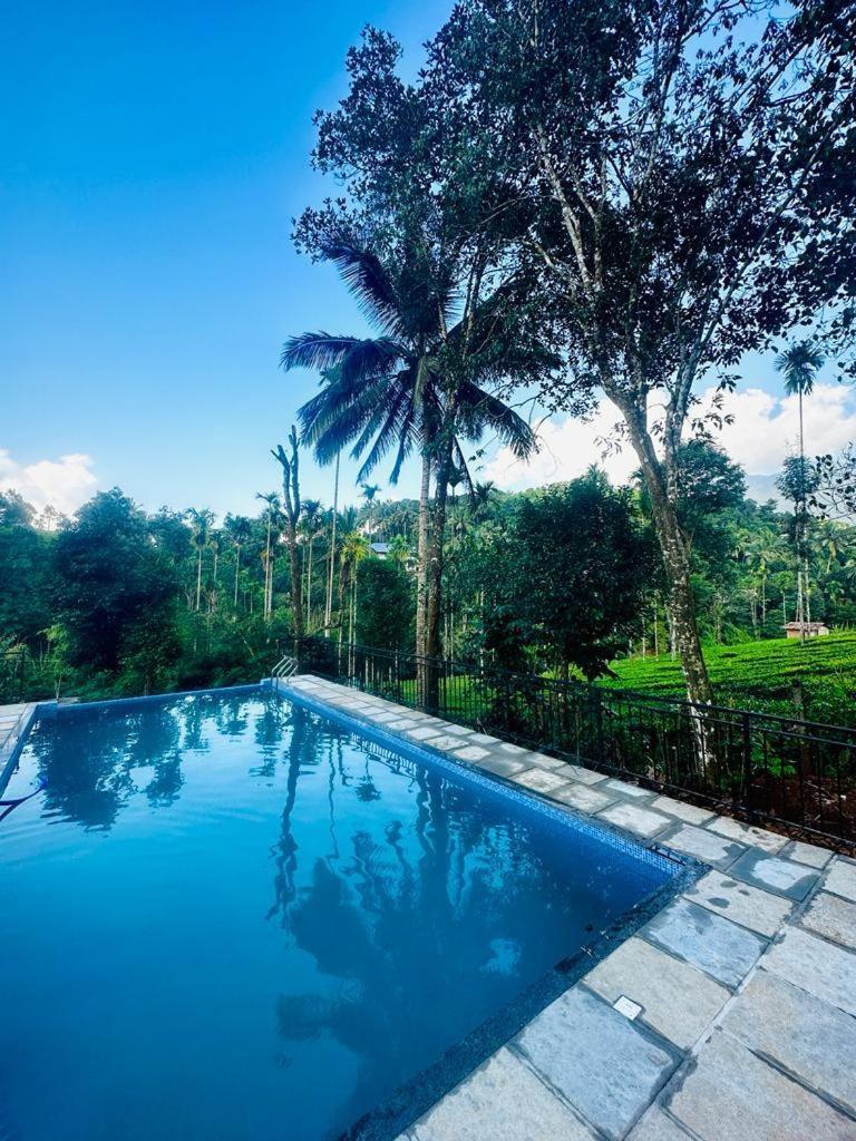 Letstay Vythiri Hill Palace Eksteriør bilde