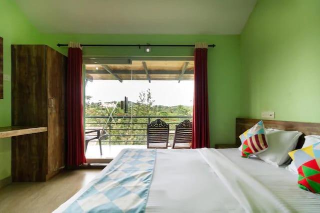 Letstay Vythiri Hill Palace Rom bilde