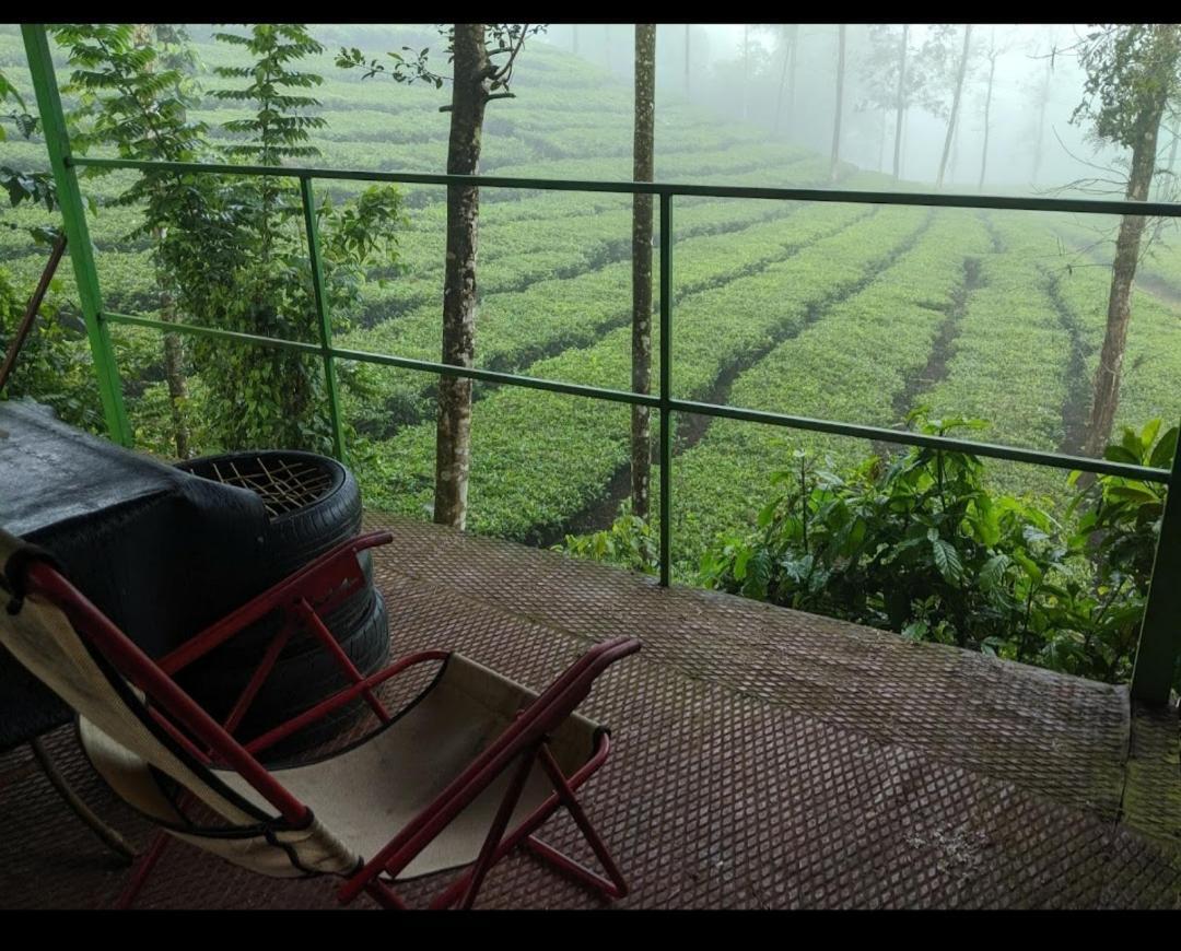 Letstay Vythiri Hill Palace Eksteriør bilde